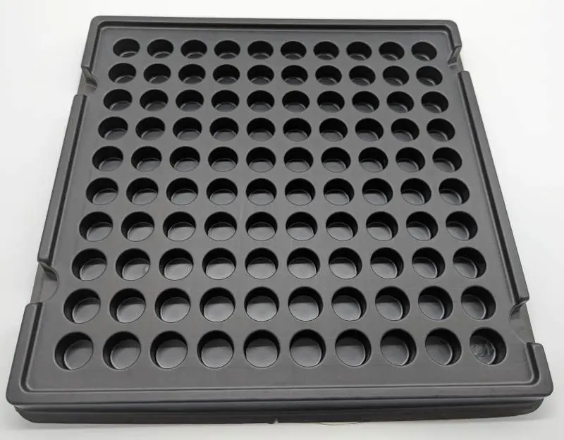 100 Cavity Shipping Tray with Round Cavities